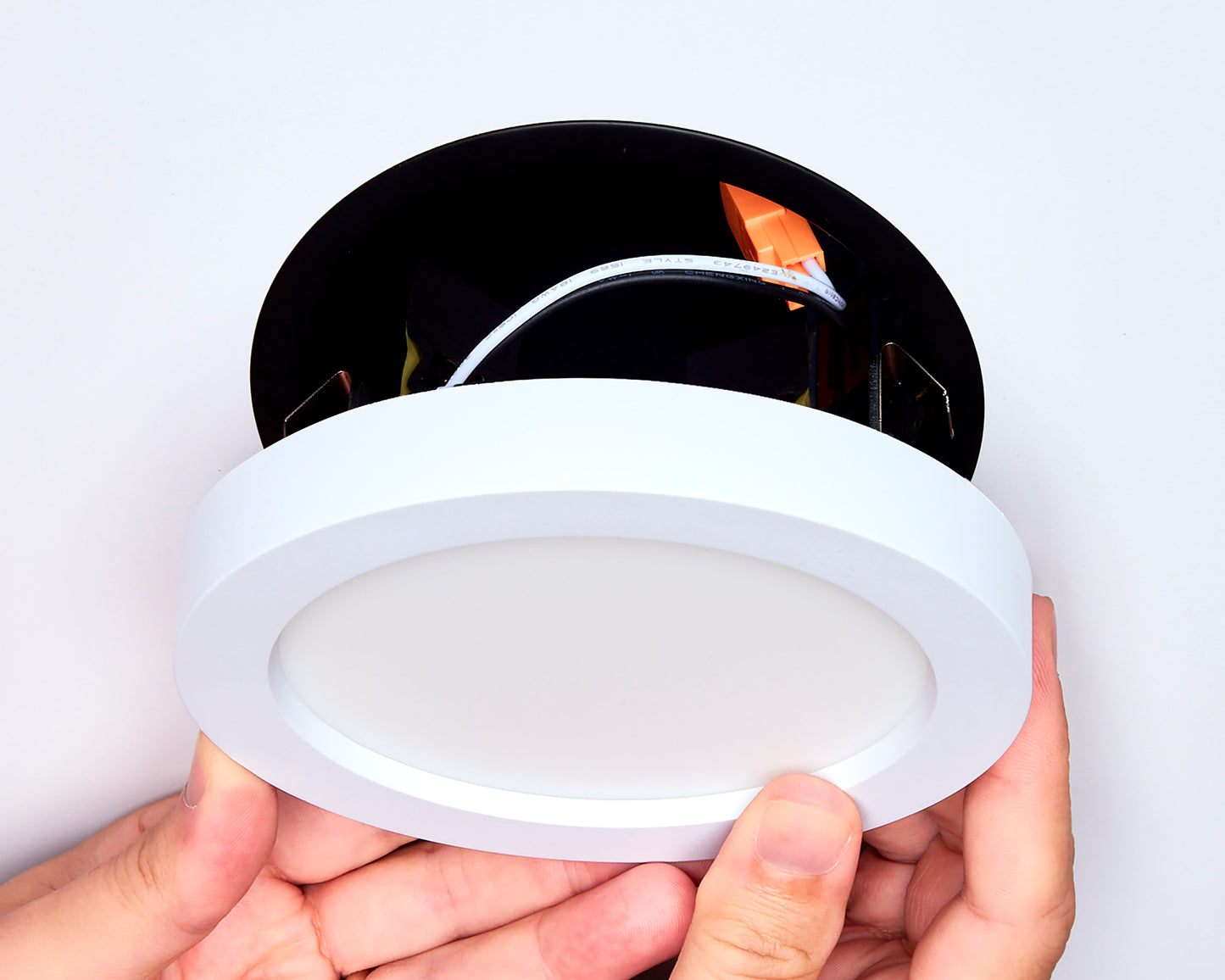 5" LED Flush Mount Fixture; Surface Mount; Round; 11W; 3000K; White Finish; 12pk