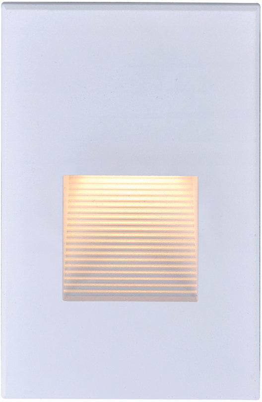 LED Vertical Step Light - 3W - 3000K - White Finish - 277V