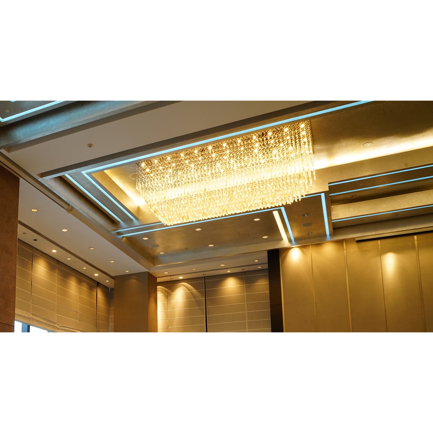 3.5 Watt; JCD LED; Frost; 4000K; G9 Base; 120 Volt
