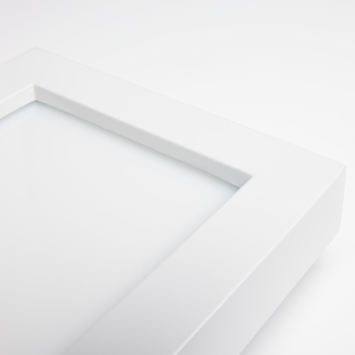 Blink - 16W- 18" x 5" Surface Mount LED - 3000K- Rectangle Shape - White Finish - 120V